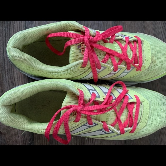 Adidas Shoes - Picture 6 of 9